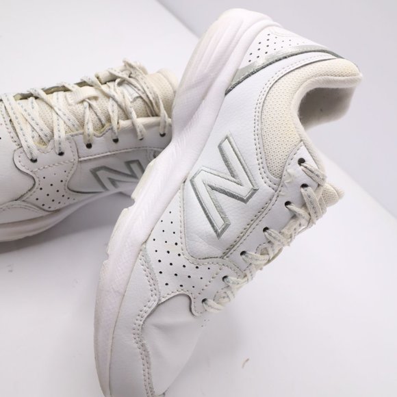 White New Balance Women's 411 V1 Training Shoe  size 6.5 - Picture 4 of 9